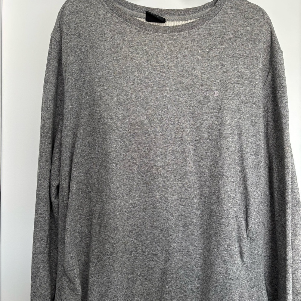 Oakley Men's Heather Gray Long Sleeve Crew Shirt